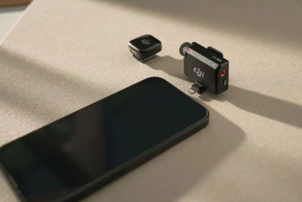 DJI представила компактный и недорогой микрофон Mic Mini