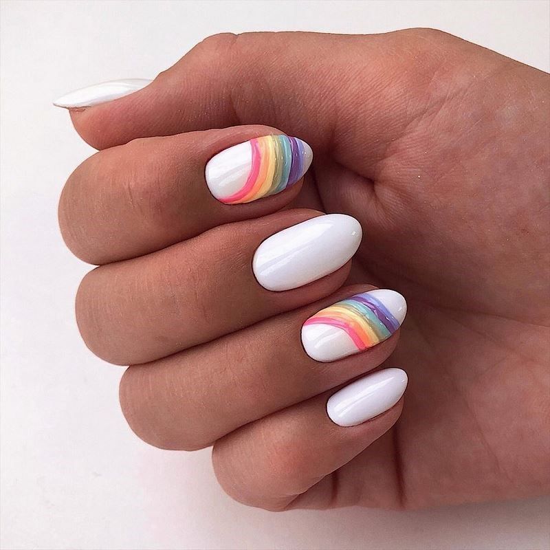 Bright colours and summer motifs: ideas of stylish summer manicure