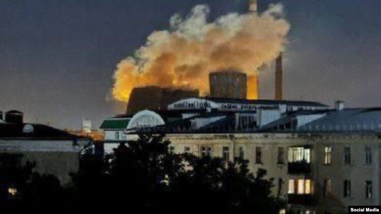 По химическому заводу в Тульской области РФ второй раз за две недели ударили дроны По химическому заводу в Тульской области РФ второй раз за две недели ударили дроны