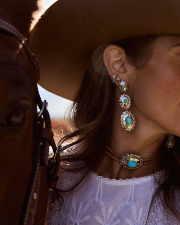 'Twilight' star, Nikki Reed, promotes jewellery from her ECO brand Bayou With Love (photo)