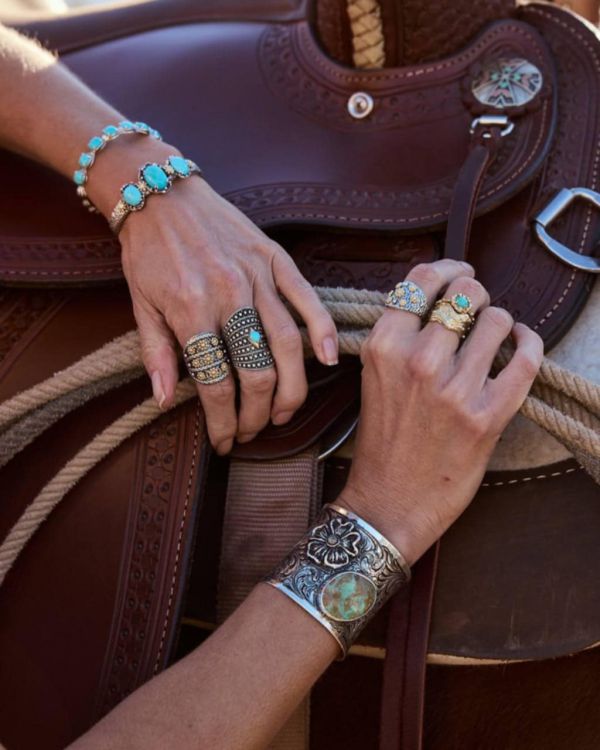 'Twilight' star, Nikki Reed, promotes jewellery from her ECO brand Bayou With Love (photo)