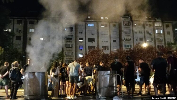 Clashes erupt in Serbia, dozens injured