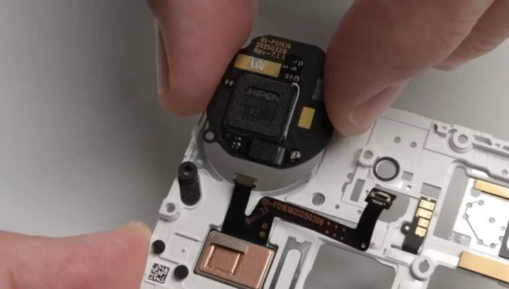 Nothing Phone (3) получил только 3 из 10 за ремонтопригодность от iFixit