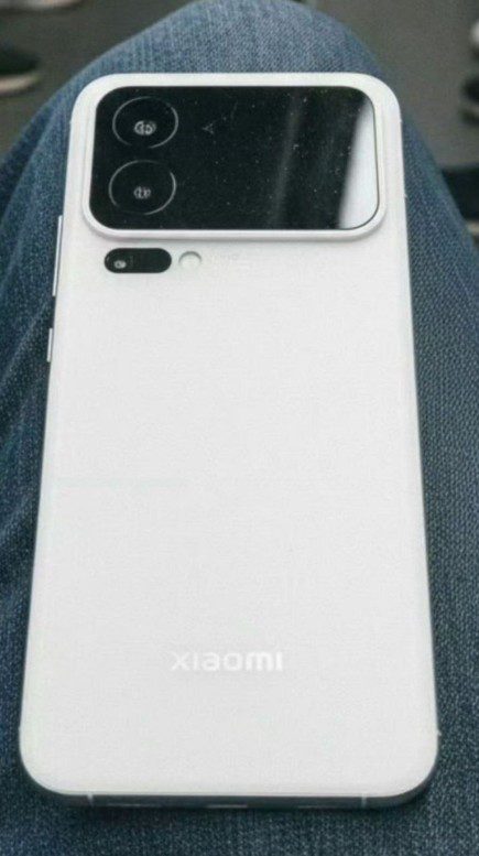 Xiaomi 16 Pro Max показали на инсайдерских снимках