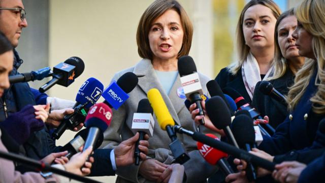 Расследование Би-би-си: финансируемая Россией сеть фейковых новостей стремится сорвать выборы в европейской стране