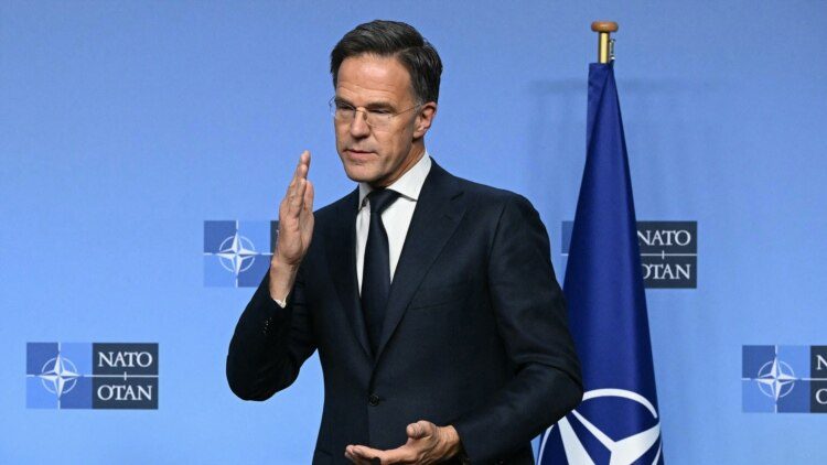 В Румынии ожидают усиления поддержки стран Европы после сокращения присутствия США В Румынии ожидают усиления поддержки стран Европы после сокращения присутствия США