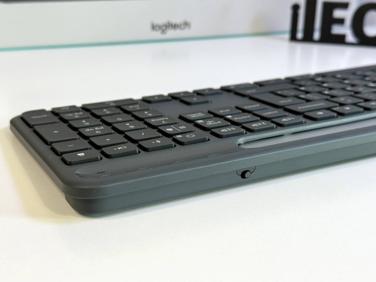 Обзор Logitech Signature Slim Solar + K980: солнечная клавиатура