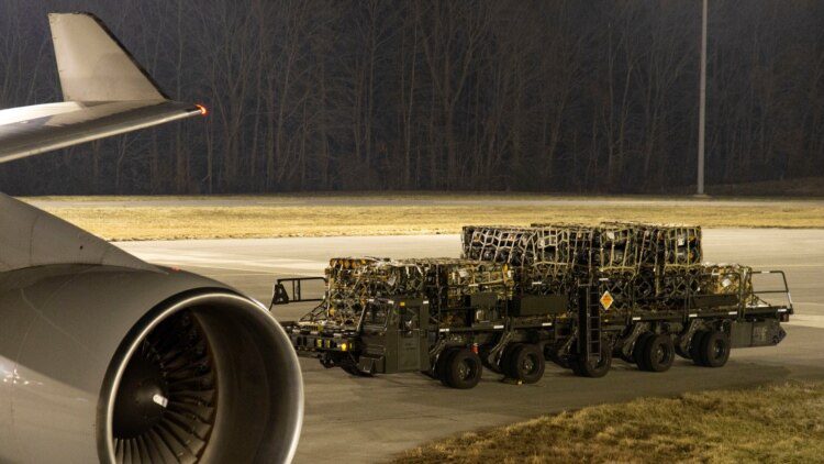 США: Сенат проголосовал за прекращение шатдауна и направил законопроект в Палату представителей