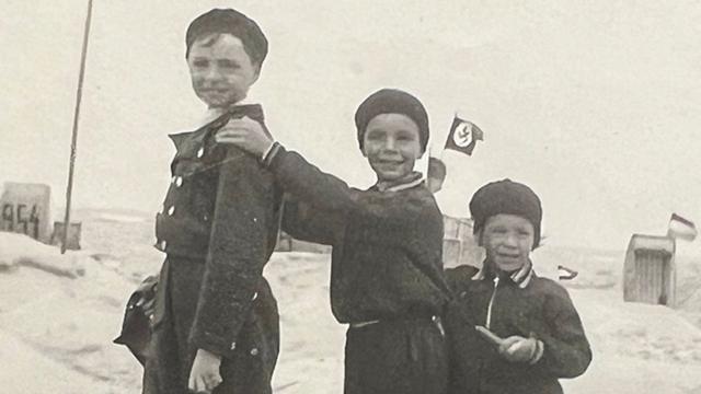 Billions under the bed: how an old suitcase revealed the wealth of a family stolen by the Nazis