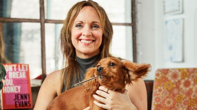 Как сообщения полиции об изнасилованиях попадают в прессу. Собственная история актрисы и журналистки