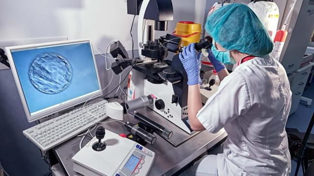 Почти 200 детей были зачаты от донора с мутацией, вызывающей рак.