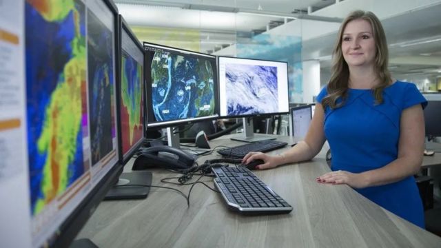 Предугадать экстремальную погоду становится сложнее. Можно ли верить приложениям с прогнозами