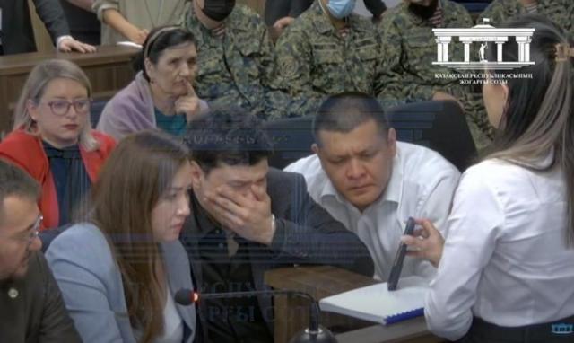 Звонил гадалке и переписывался с "Юлией супер". Что делал эксминистр Казахстана, пока его жена умирала в ресторане