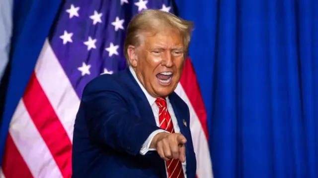 Трамп запустил свою криптовалюту. Что о ней известно и почему она так стремительно дорожает?