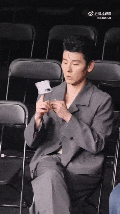 The full design of the OnePlus 13t body has been revealed