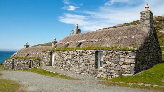 Самые милые коттеджи: рецепт комфорта от британцев