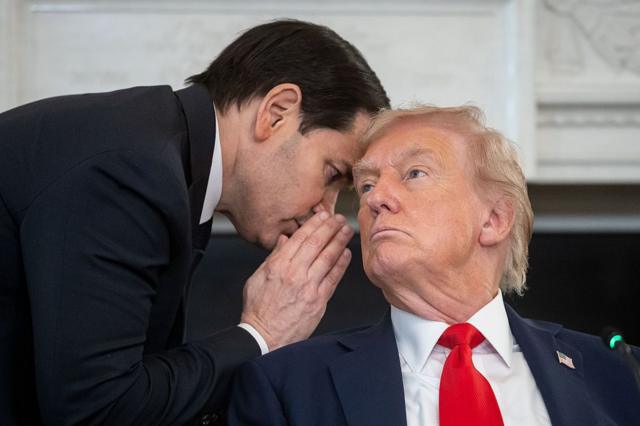 Нобелевская премия мира, которую так хотел Трамп, была вручена венесуэльцам. За что?