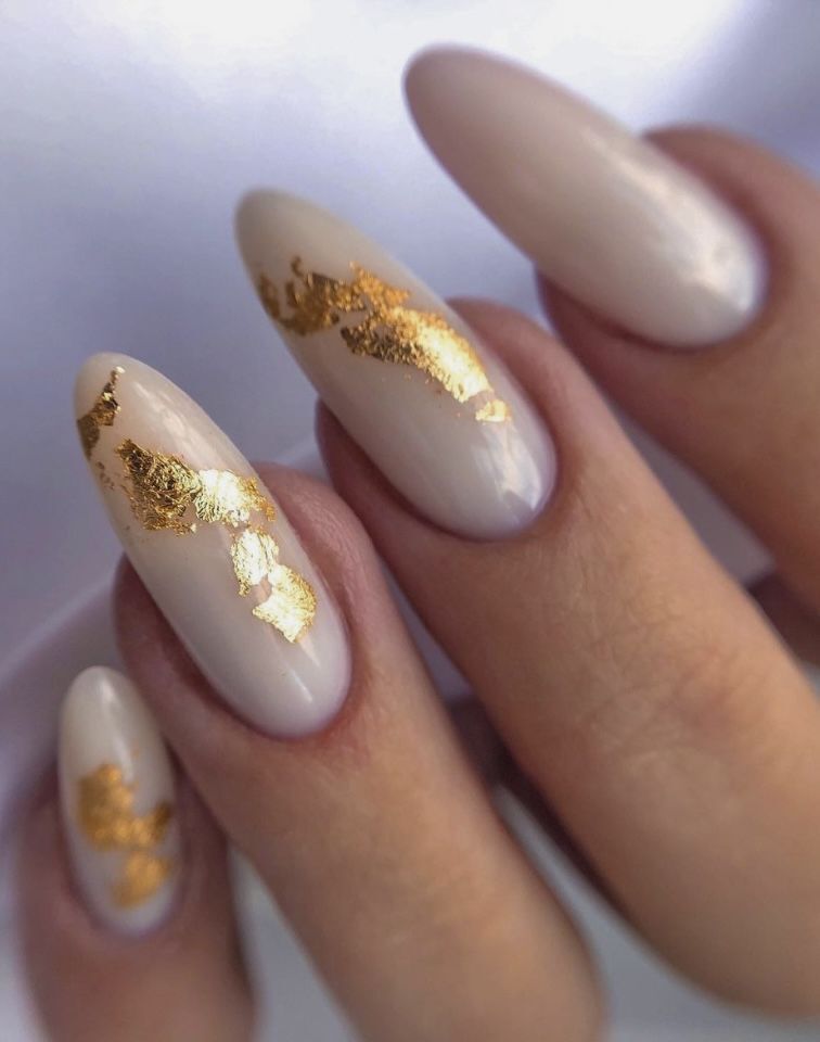 Manicure to attract good luck in the new year: interesting design options for 2026