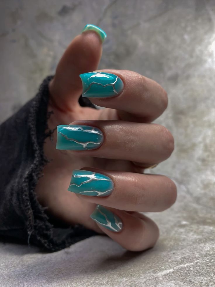 Manicure to attract good luck in the new year: interesting design options for 2026