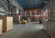 Хранение оборудования и нестандартных грузовых мест